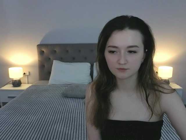 CyrenaLuxe's BongaCams show and profile