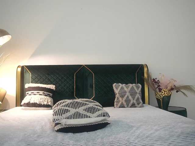 cyrenaluxe cam belle