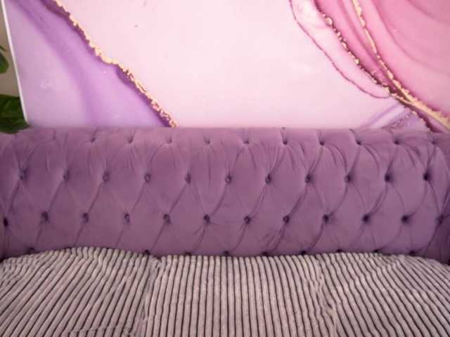 CyrenaLuxe live cam on BongaCams