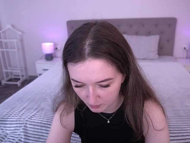 CyrenaLuxe live cam on BongaCams