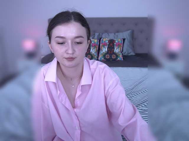 CyrenaLuxe live cam on BongaCams