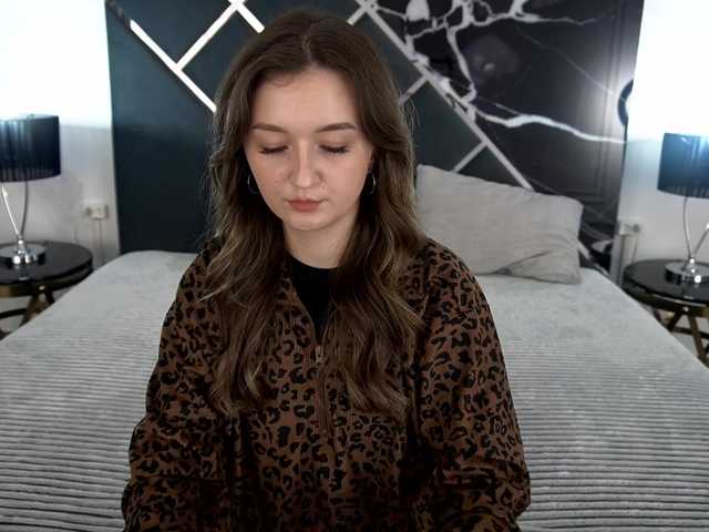 CyrenaLuxe live cam on BongaCams