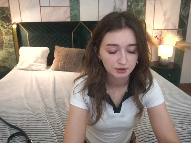 CyrenaLuxe live cam on BongaCams
