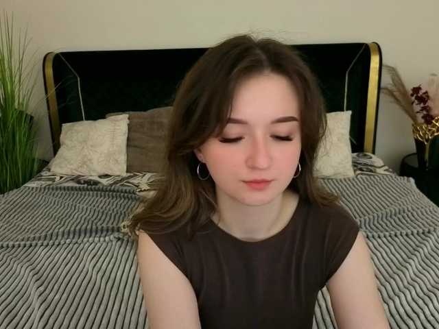 CyrenaLuxe's BongaCams show and profile