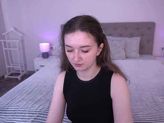 CyrenaLuxe live cam on BongaCams