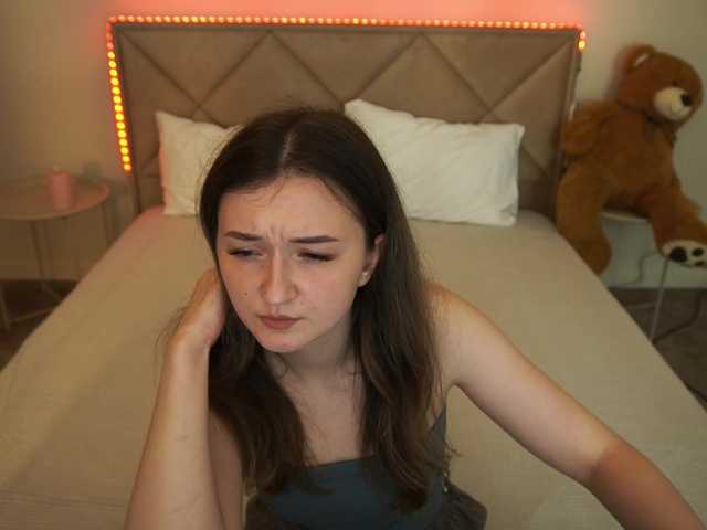 CyrenaLuxe live cam on BongaCams