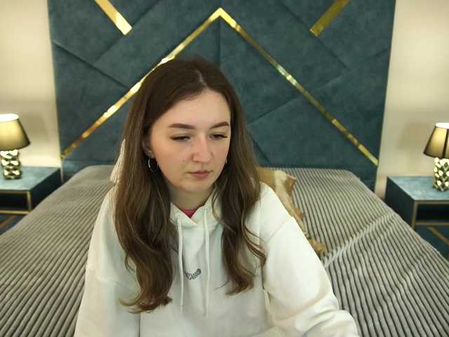 CyrenaLuxe live cam
