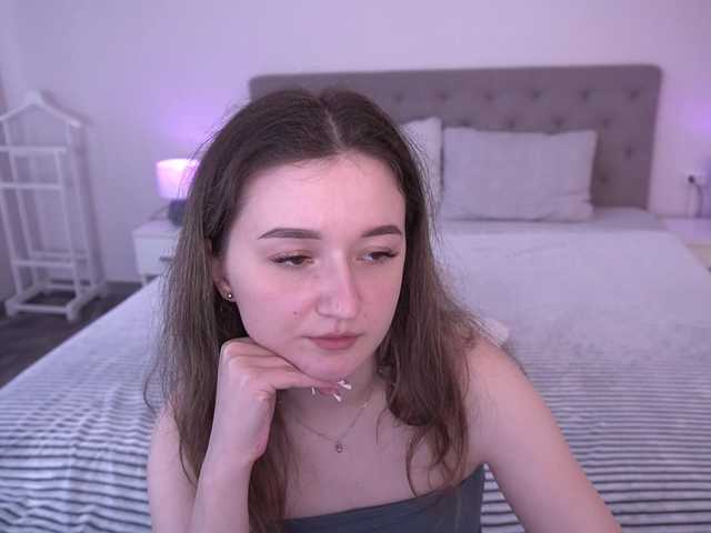 CyrenaLuxe live cam on BongaCams