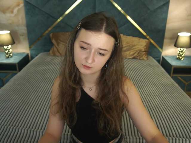 CyrenaLuxe live cam on BongaCams