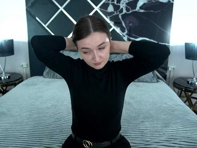 cyrenaluxe live sex