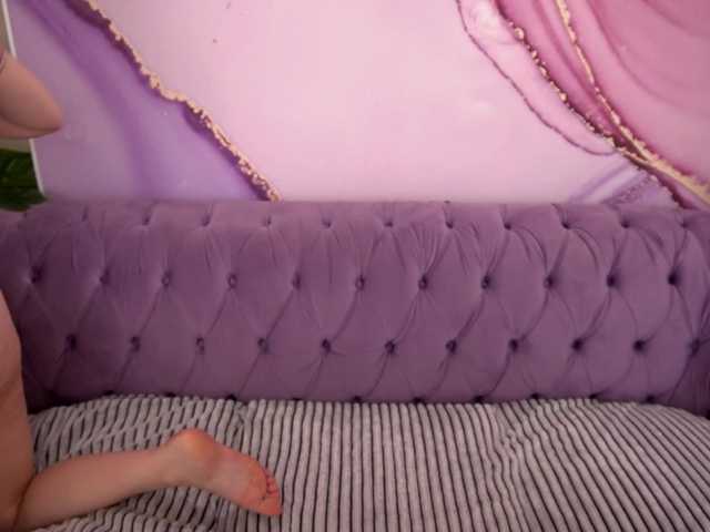 CyrenaLuxe live cam on BongaCams