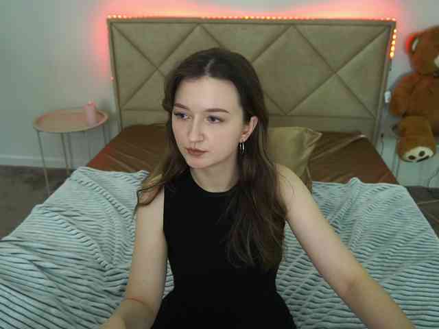 CyrenaLuxe