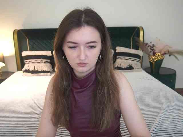 CyrenaLuxe Sex Cam Show