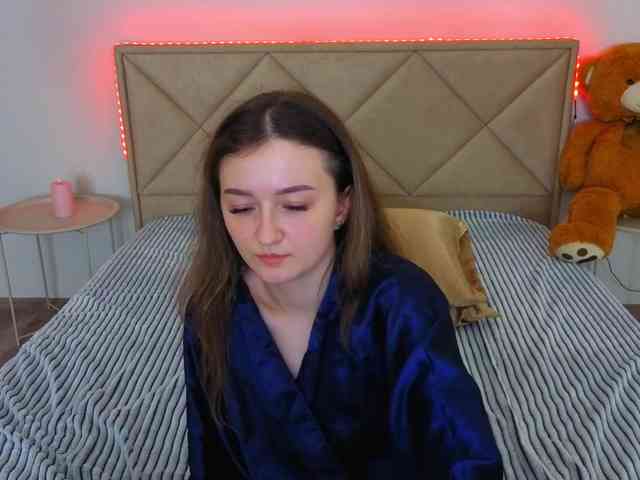 CyrenaLuxe webcam