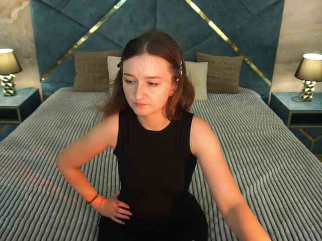 CyrenaLuxe