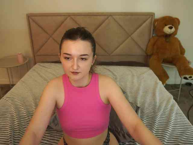 CyrenaLuxe webcam