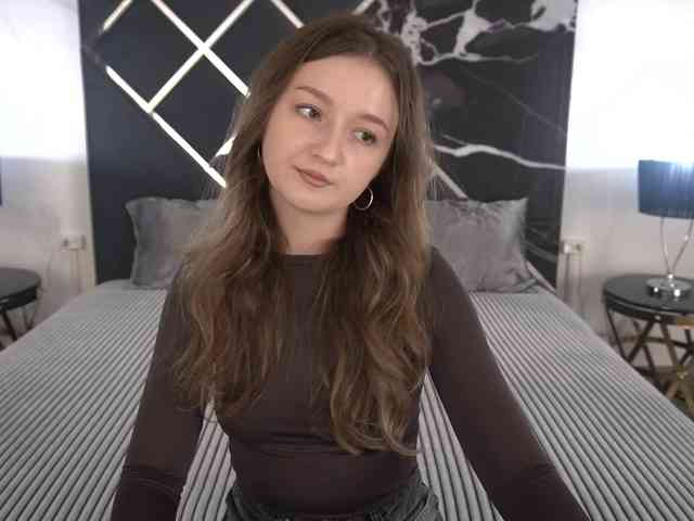 CyrenaLuxe