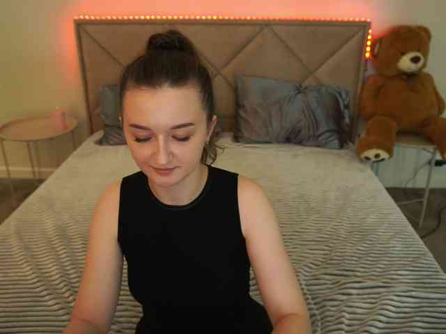 CyrenaLuxe