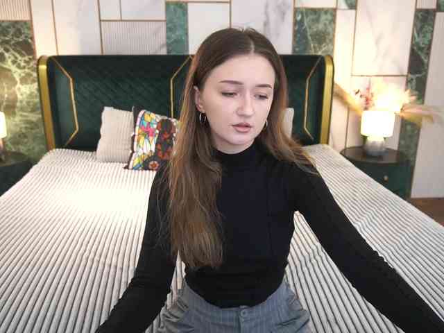 CyrenaLuxe