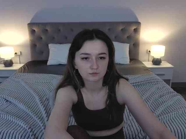 CyrenaLuxe webcam