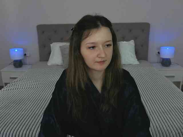 CyrenaLuxe webcam
