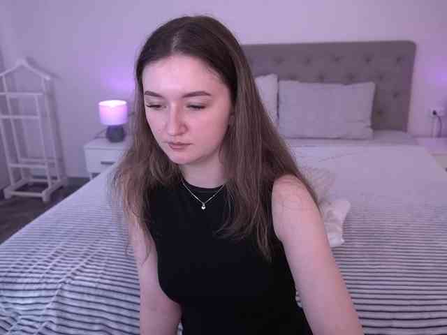 CyrenaLuxe webcam