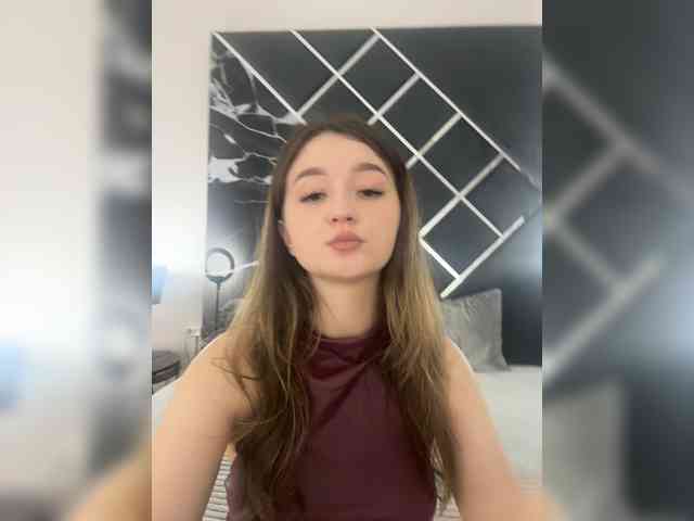 CyrenaLuxe webcam