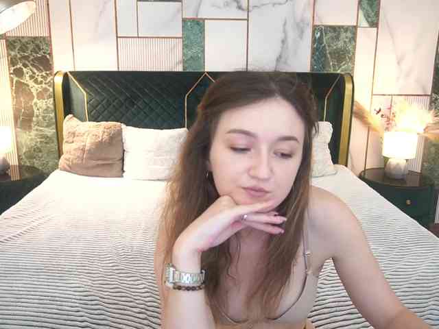 CyrenaLuxe
