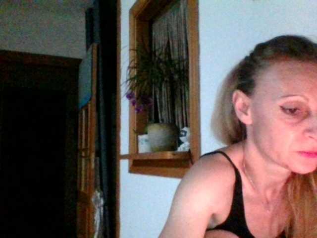 MyaMa, 35 y/o - Live Cam on BongaCams