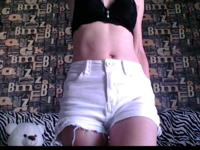 MyaMa live webcam show