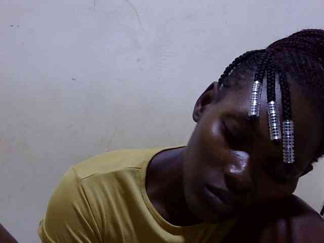 Pretty-leila1