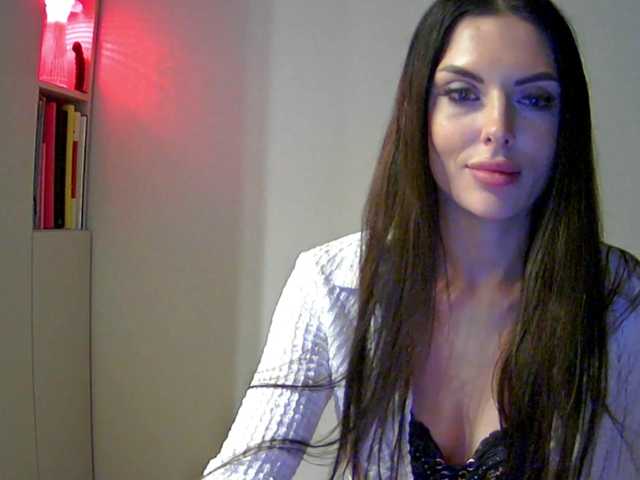 Addisonadore live cam on BongaCams