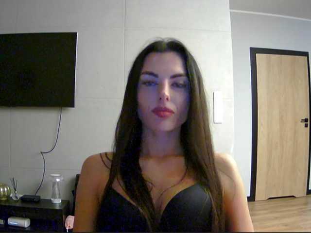 Addisonadore live cam on BongaCams