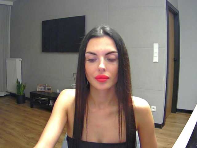 Addisonadore live cam on BongaCams