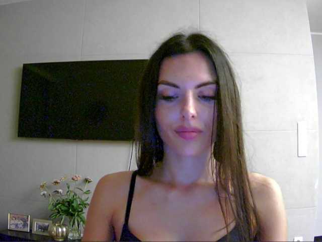 Addisonadore live cam on BongaCams