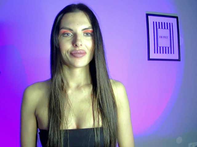 Addisonadore live cam on BongaCams