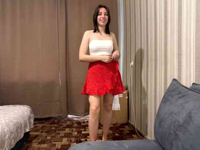 CameliaHovermale webcam