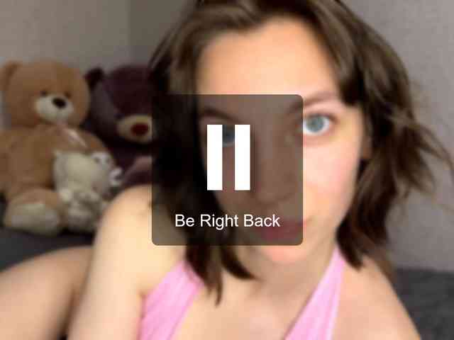 CameliaHovermale webcam