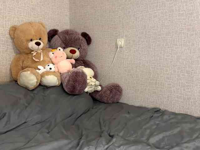 CameliaHovermale webcam