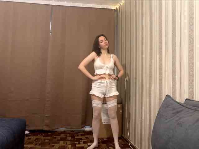 CameliaHovermale webcam