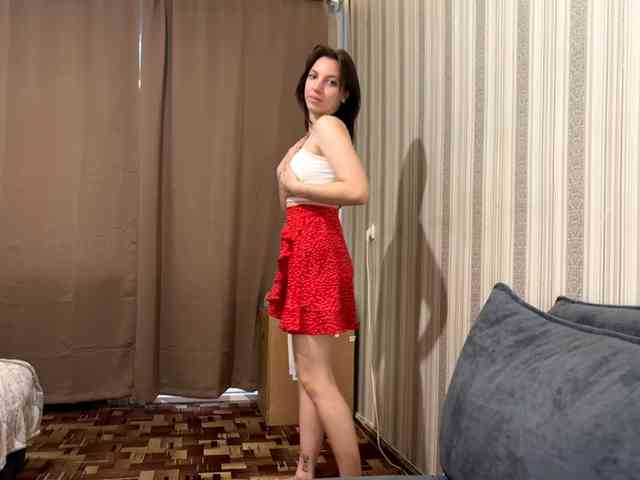 CameliaHovermale webcam