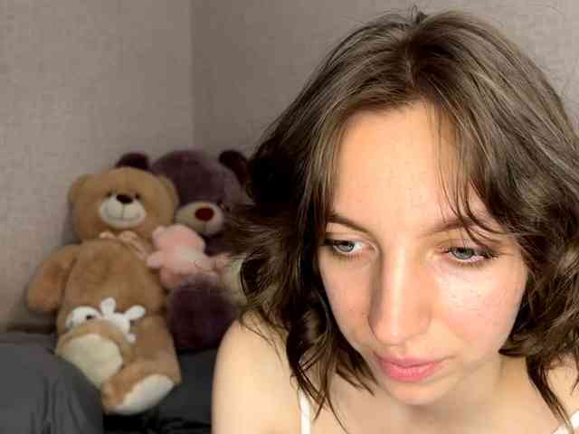 CameliaHovermale webcam