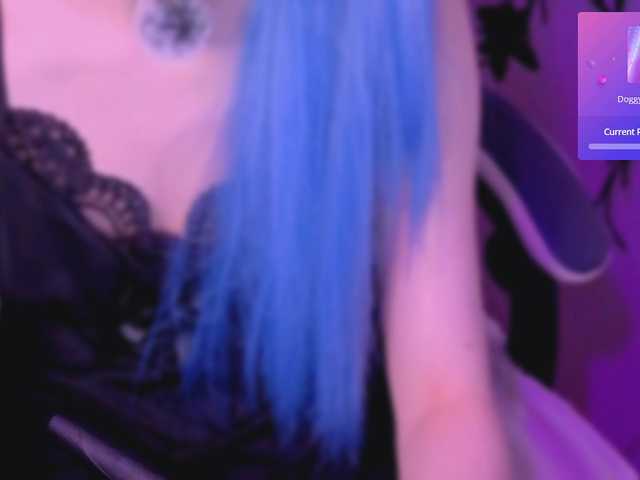 SapphireEve live cam on BongaCams