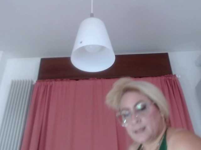 Elena-xx live webcam show