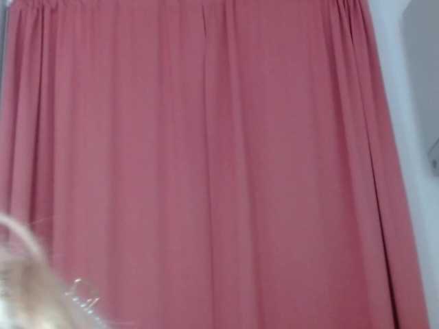 Elena-xx live cam on BongaCams