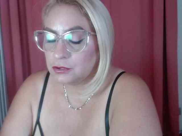 Elena-xx webcam