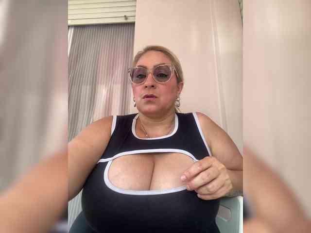 Elena-xx webcam