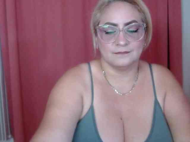 Elena-xx webcam