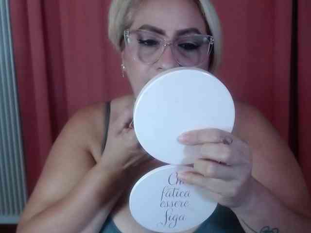 Elena-xx webcam