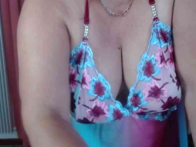 Elena-xx webcam